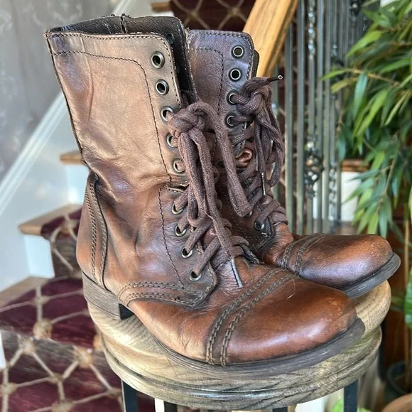 Steve Madden ladies lace up leather boots size 6.5 preowned good condition Brown - Picture 12 of 13